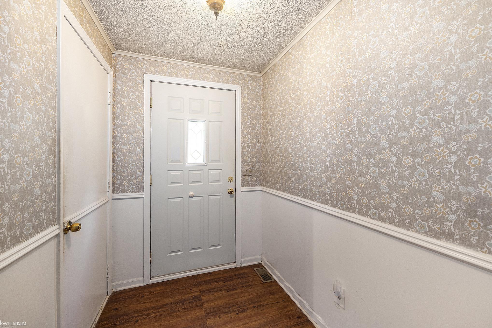 3303 Simpson Road Fort Gratiot, MI 48059 - Photo 7 of 18 50153444-a6ddf22c-6540-44c9-b850-edb4cd4ac44d.JPG