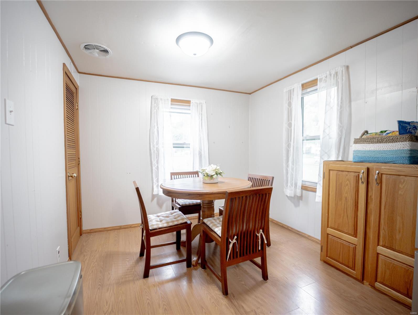 417 North John Street Mascoutah, IL 62258 - Photo 10 of 19