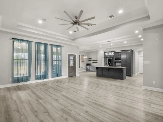 $474,900 | 102 Hidden Trail, Leesville, LA 71446