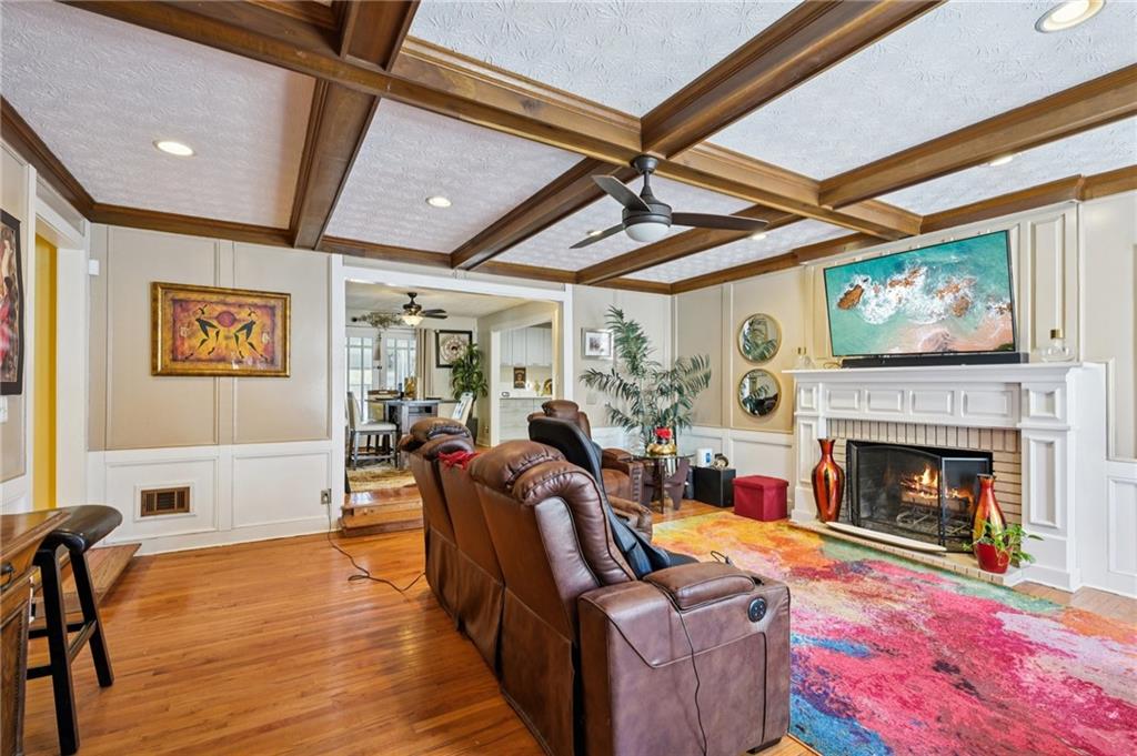 3085 Juhan Road Southwest Stone Mountain, GA 30087 - Photo 2 of 27