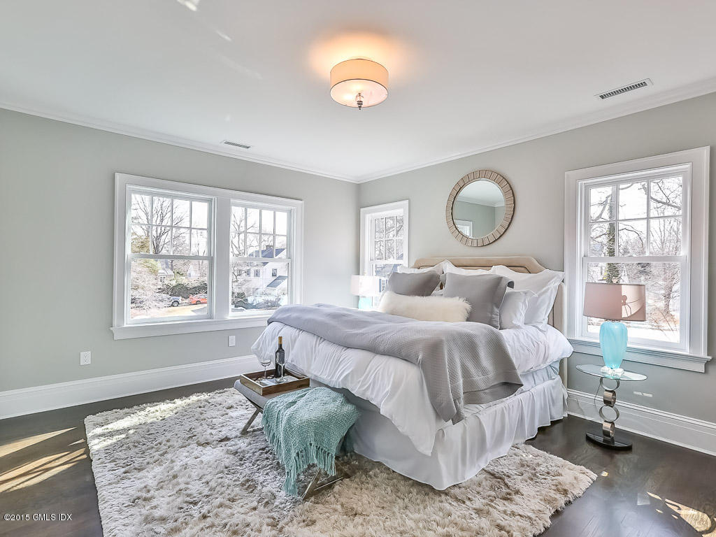 10 Durkin Place Riverside, CT 06878 - Photo 18 of 35 0013.jpg