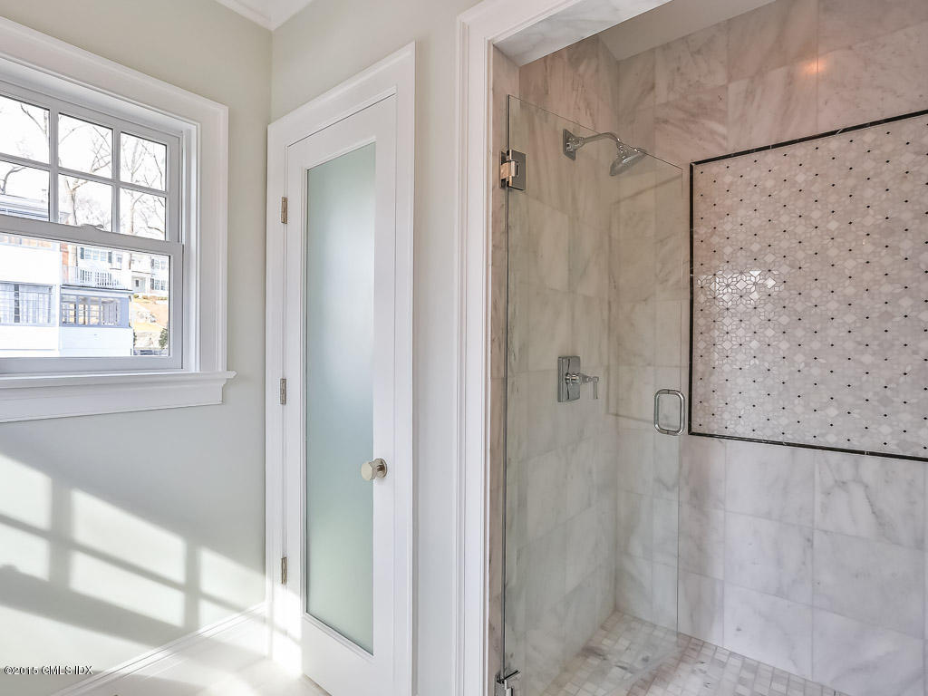 10 Durkin Place Riverside, CT 06878 - Photo 23 of 35 0019.jpg