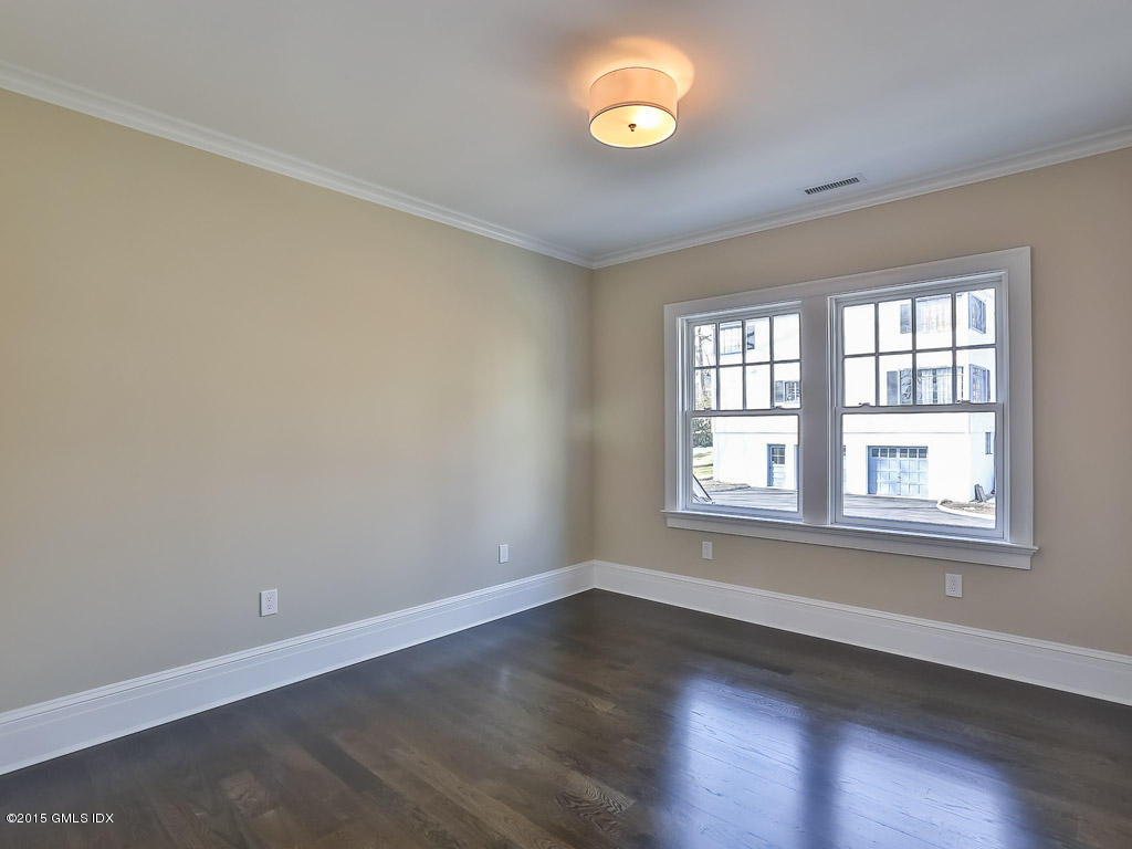 10 Durkin Place Riverside, CT 06878 - Photo 26 of 35 0007.jpg
