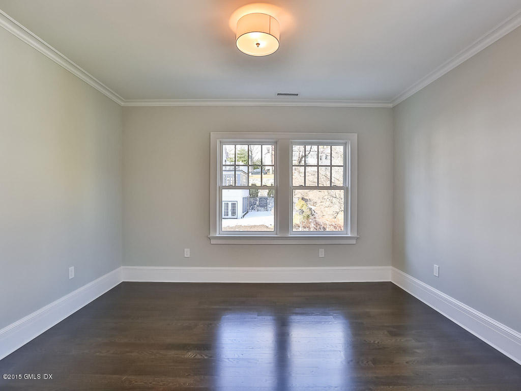 10 Durkin Place Riverside, CT 06878 - Photo 30 of 35 0001.jpg