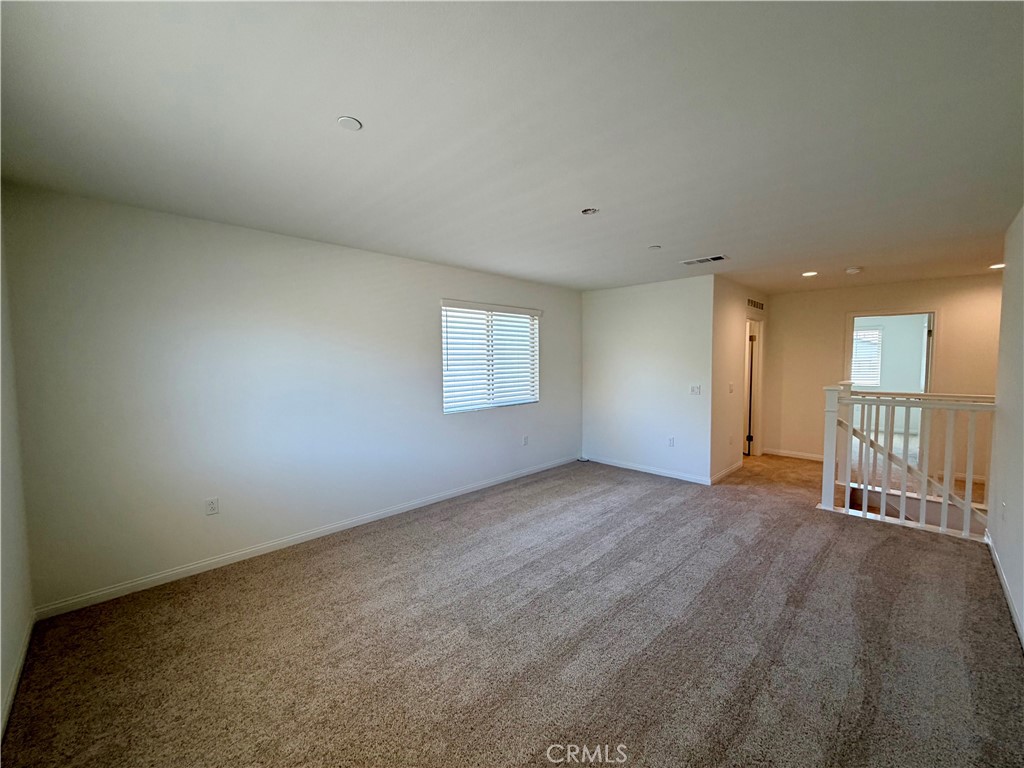 21600 Thomas Court Riverside, CA 92507 - Photo 10 of 25 Loft