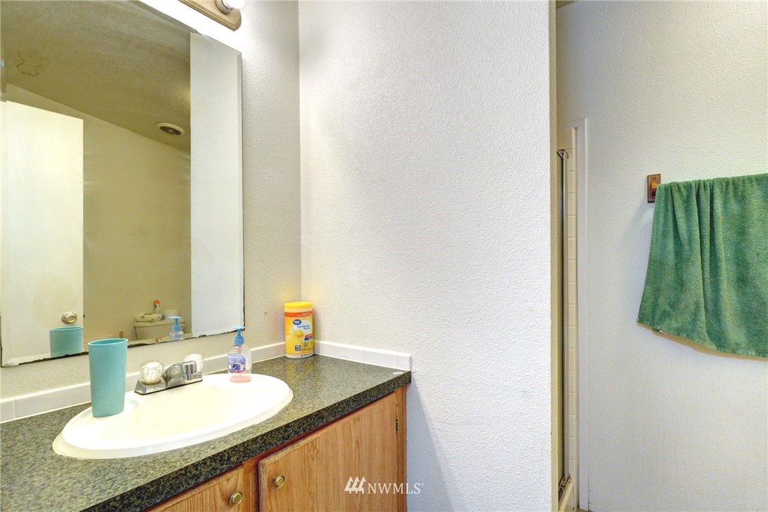 1610 Tiedman Road Southwest Lakebay, WA 98349 - Photo 11 of 31 Gallery Image 11