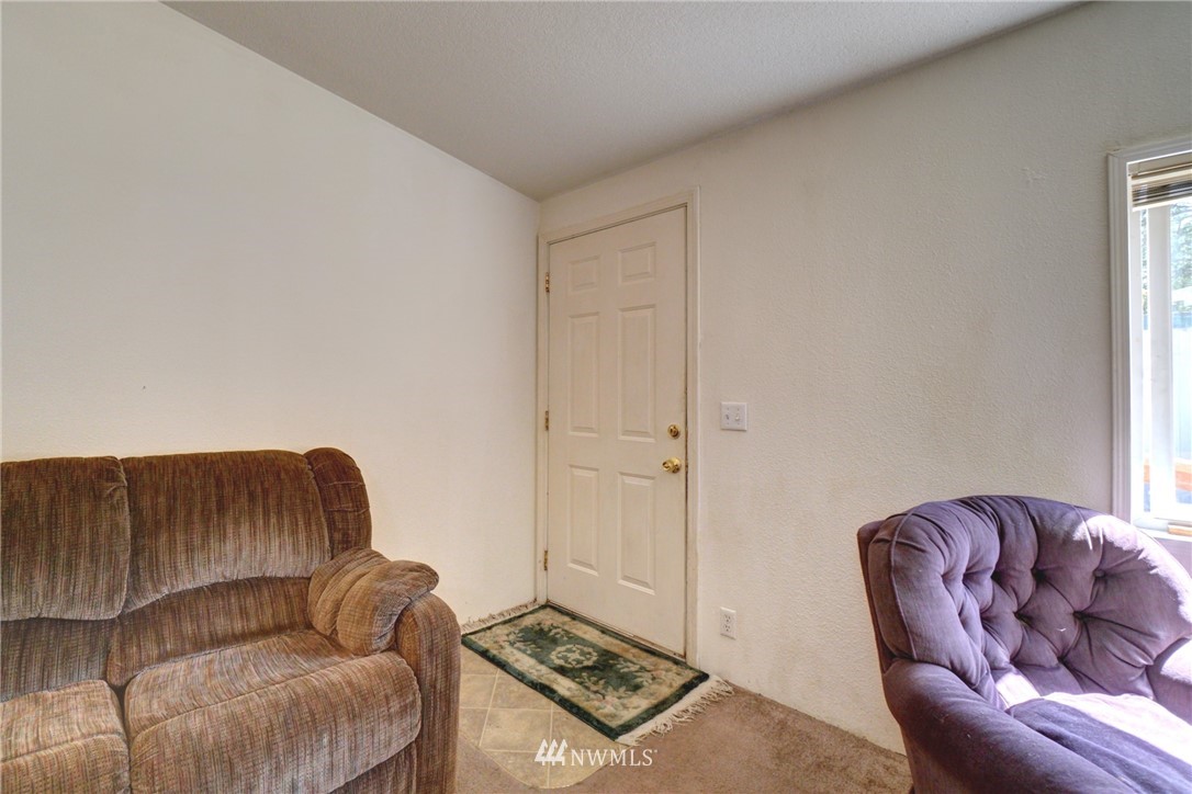 1610 Tiedman Road Southwest Lakebay, WA 98349 - Photo 4 of 31 Gallery Image 4