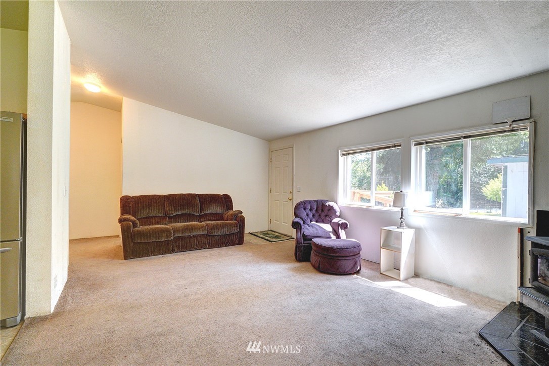 1610 Tiedman Road Southwest Lakebay, WA 98349 - Photo 5 of 31 Gallery Image 5