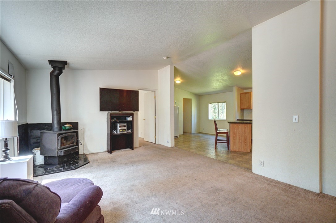 1610 Tiedman Road Southwest Lakebay, WA 98349 - Photo 6 of 31 Gallery Image 6