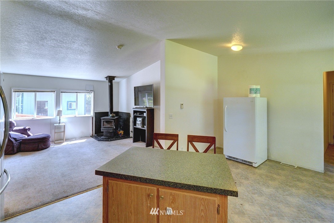 1610 Tiedman Road Southwest Lakebay, WA 98349 - Photo 7 of 31 Gallery Image 7