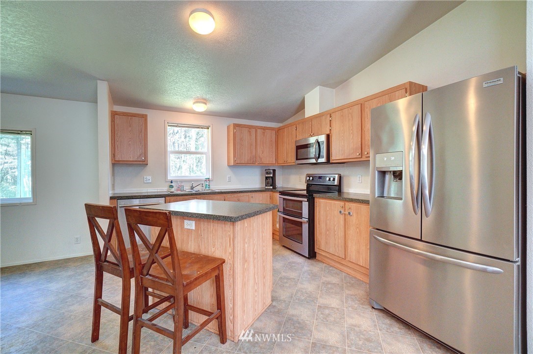 1610 Tiedman Road Southwest Lakebay, WA 98349 - Photo 8 of 31 Gallery Image 8