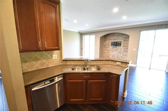 a close view of sink