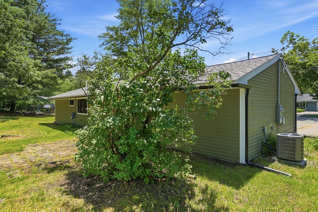 14 Temi Road Chelmsford, MA 01824 - Photo 36 of 40