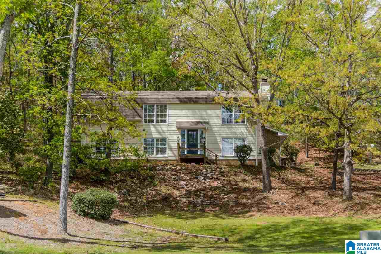 1809 Hamilton Road Pelham, AL 35124 - Photo 2 of 30