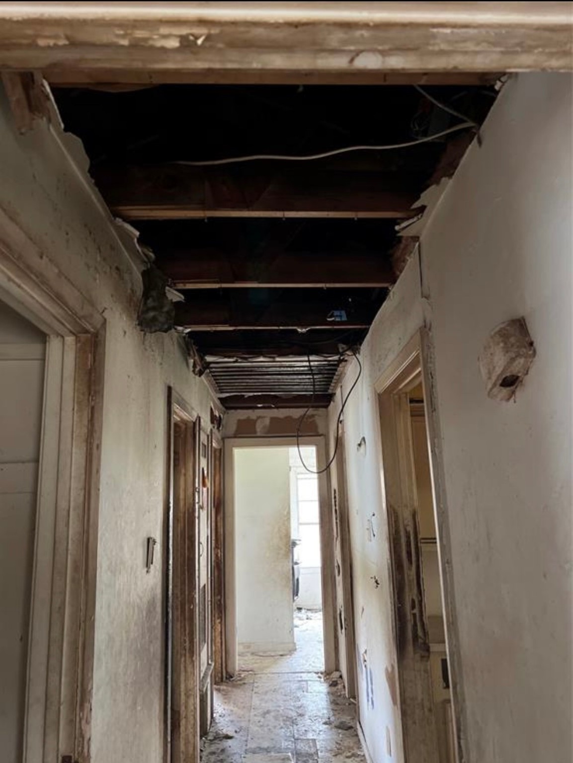 5710 Ridgeway Drive Houston, TX 77033 - Photo 5 of 6