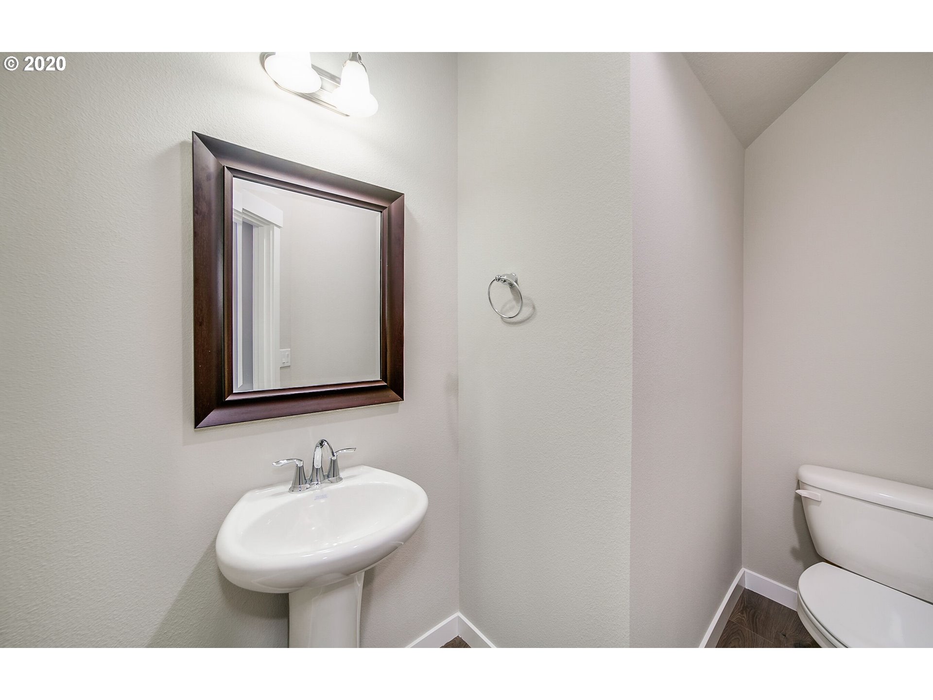 5954 North 89th Avenue Camas, WA 98607 - Photo 14 of 20 Gallery Image 14