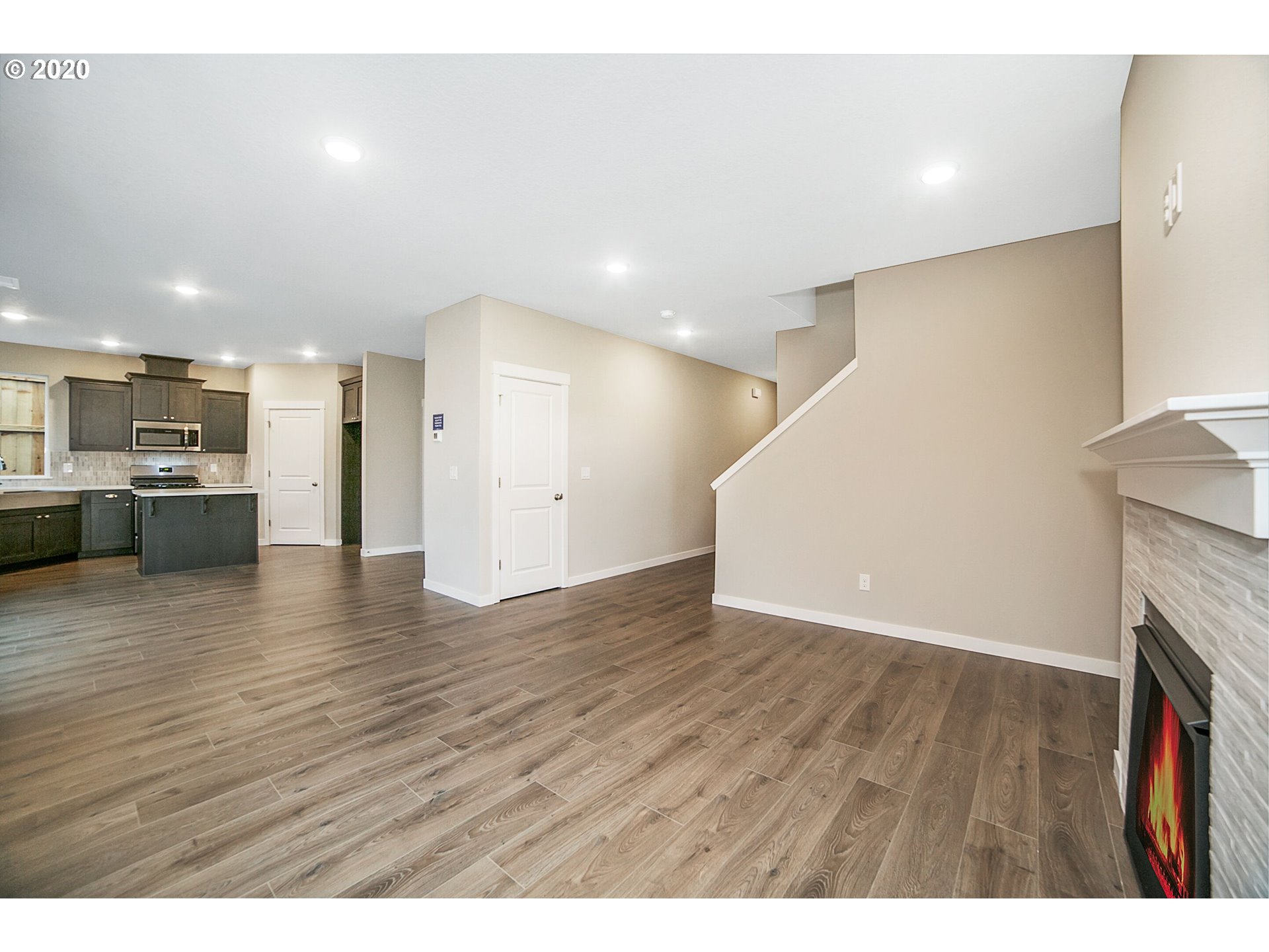 5954 North 89th Avenue Camas, WA 98607 - Photo 6 of 20 Gallery Image 6