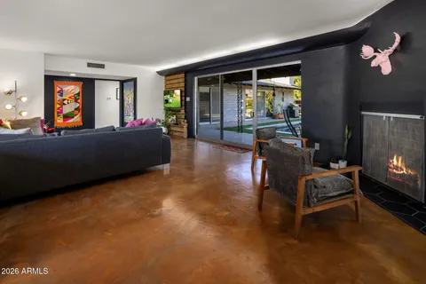 $1,075,000 | 1630 East Solano Drive, Phoenix, AZ 85016