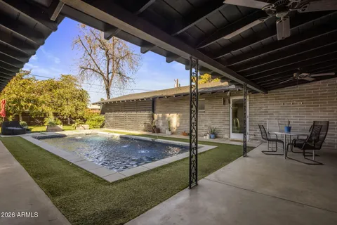 $1,075,000 | 1630 East Solano Drive, Phoenix, AZ 85016