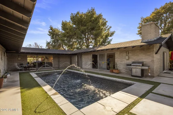 $1,075,000 | 1630 East Solano Drive, Phoenix, AZ 85016