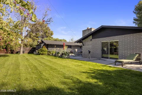 $1,075,000 | 1630 East Solano Drive, Phoenix, AZ 85016