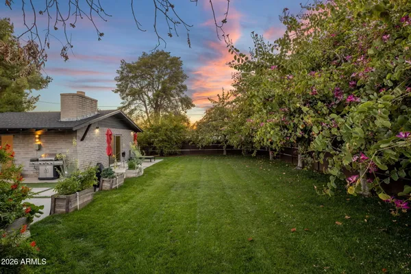 $1,075,000 | 1630 East Solano Drive, Phoenix, AZ 85016