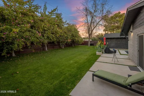 $1,075,000 | 1630 East Solano Drive, Phoenix, AZ 85016