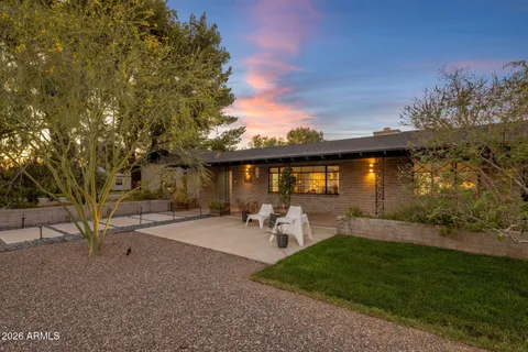 $1,075,000 | 1630 East Solano Drive, Phoenix, AZ 85016