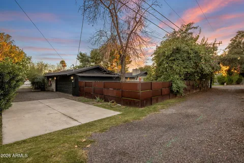 $1,075,000 | 1630 East Solano Drive, Phoenix, AZ 85016