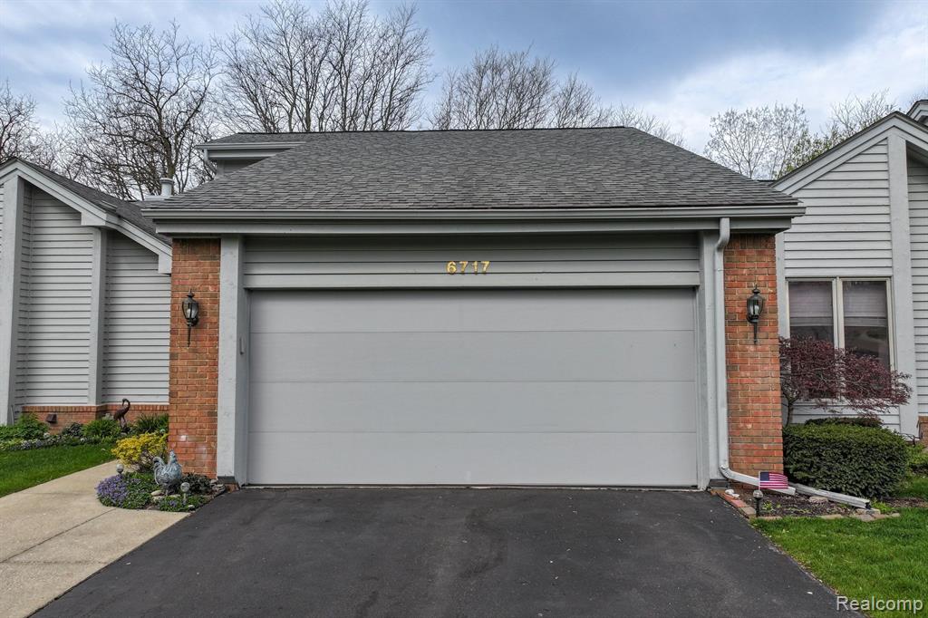 6717 Ridgeview Drive Clarkston, MI 48346 - Photo 7 of 46