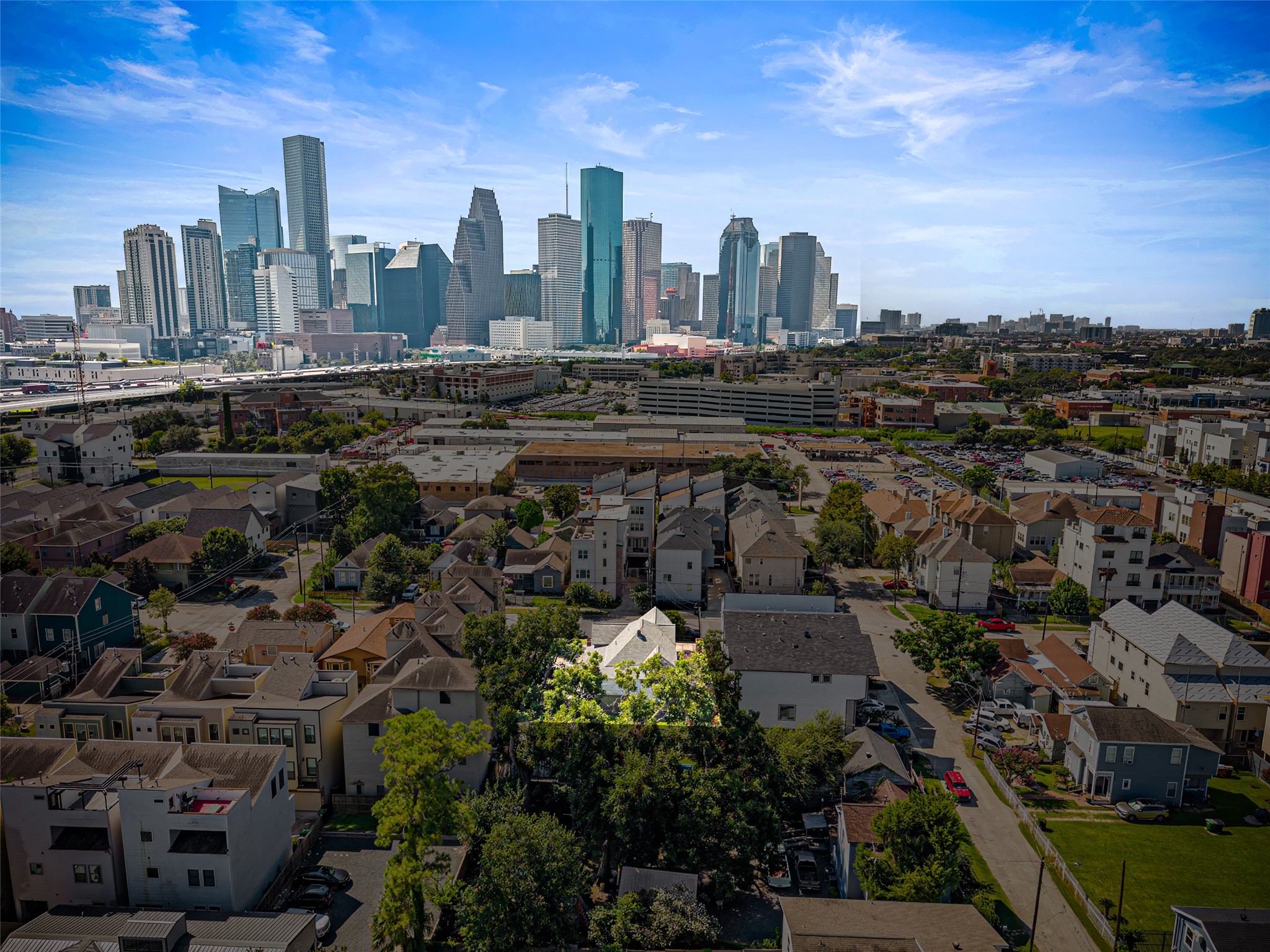 Discover your dream home in a prime location, offering stunning million-dollar views of the downtown skyline!