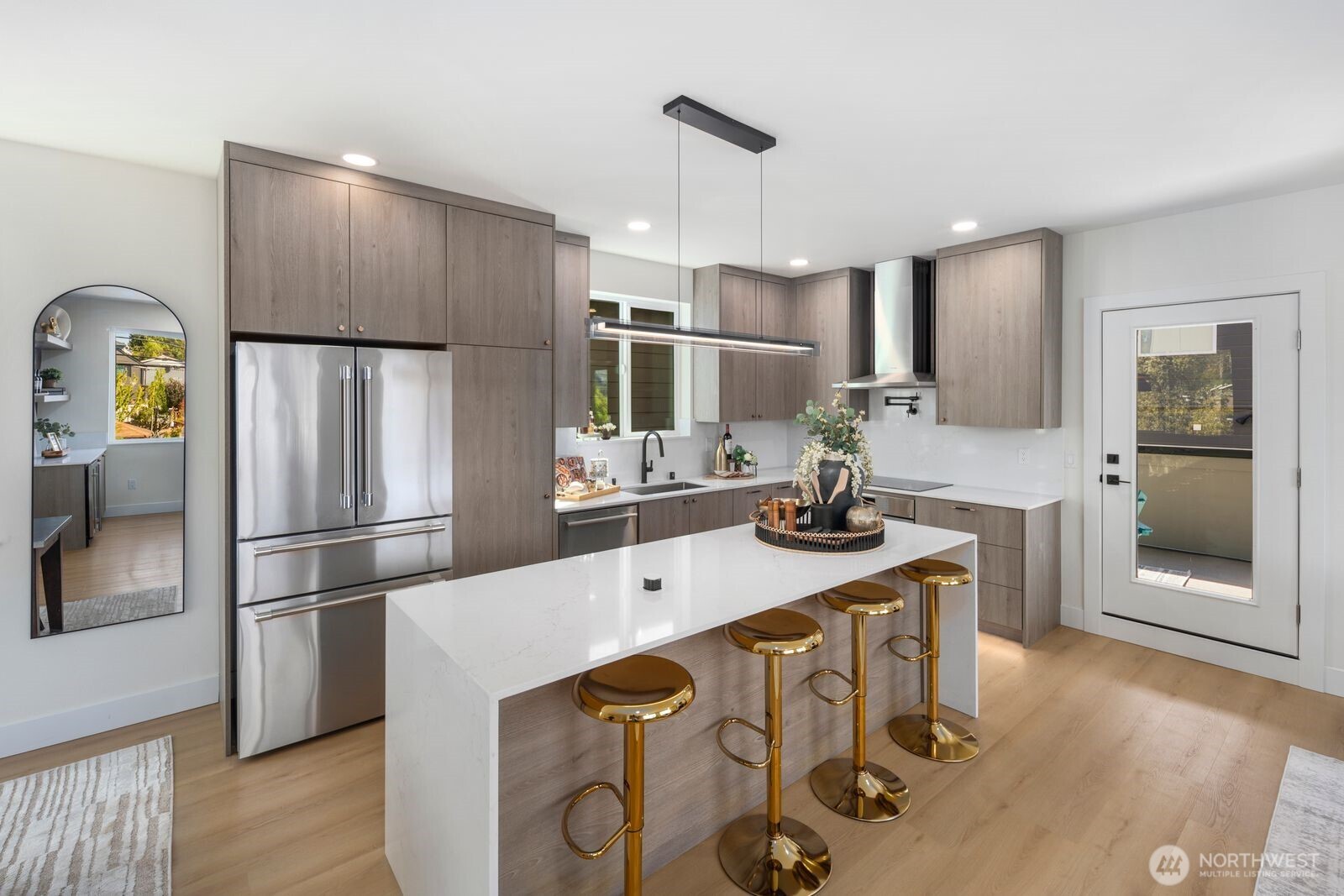 309 Northwest 92nd Street Seattle, WA 98117 - Photo 17 of 36