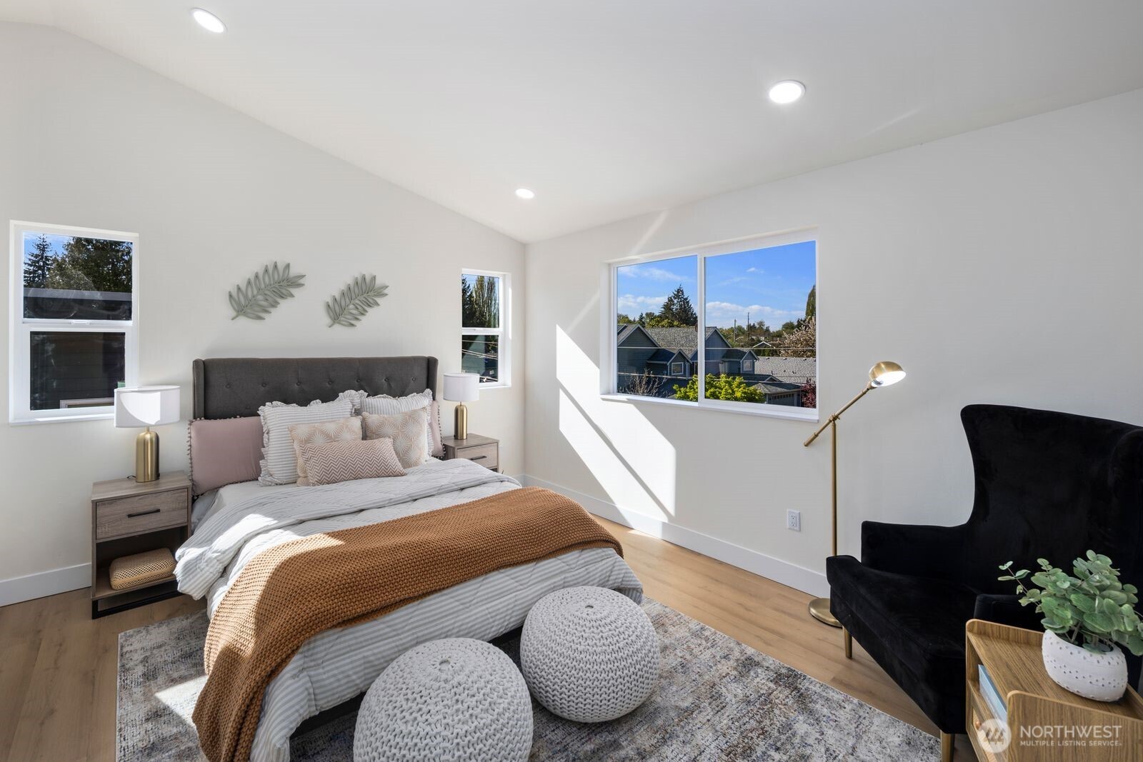 309 Northwest 92nd Street Seattle, WA 98117 - Photo 25 of 36