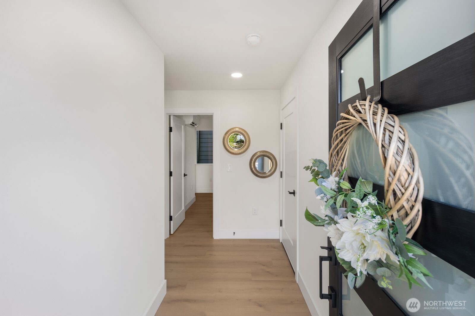 309 Northwest 92nd Street Seattle, WA 98117 - Photo 5 of 36