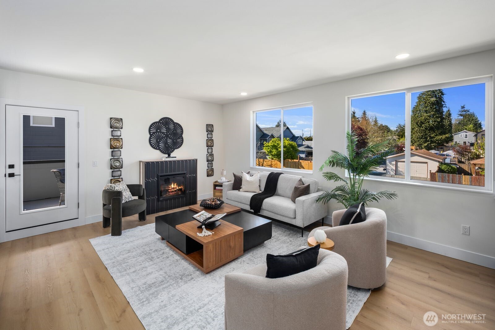 309 Northwest 92nd Street Seattle, WA 98117 - Photo 10 of 36