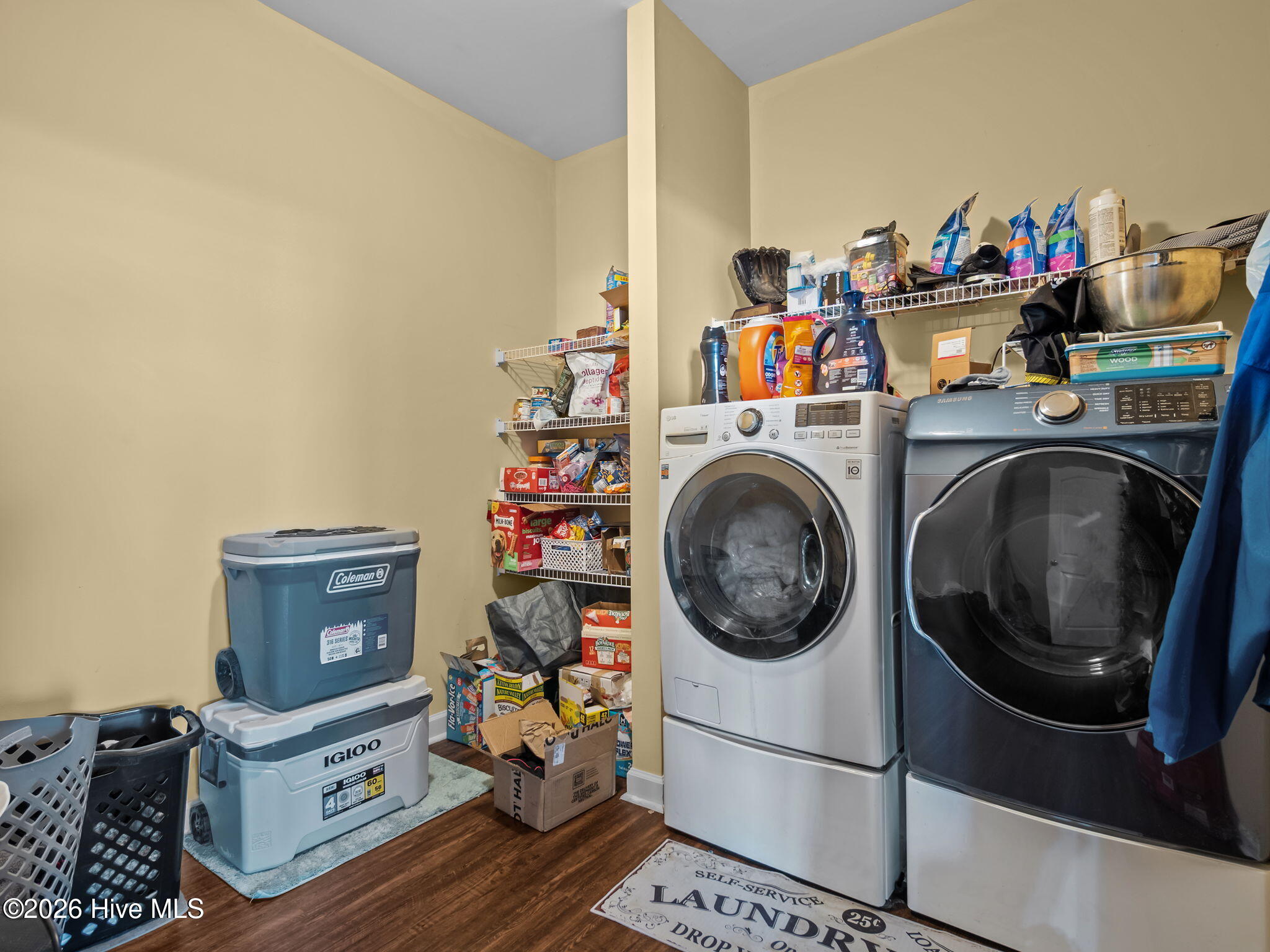404 Kinroff Drive Hubert, NC 28539 - Photo 16 of 57 Laundry Room & Pantry