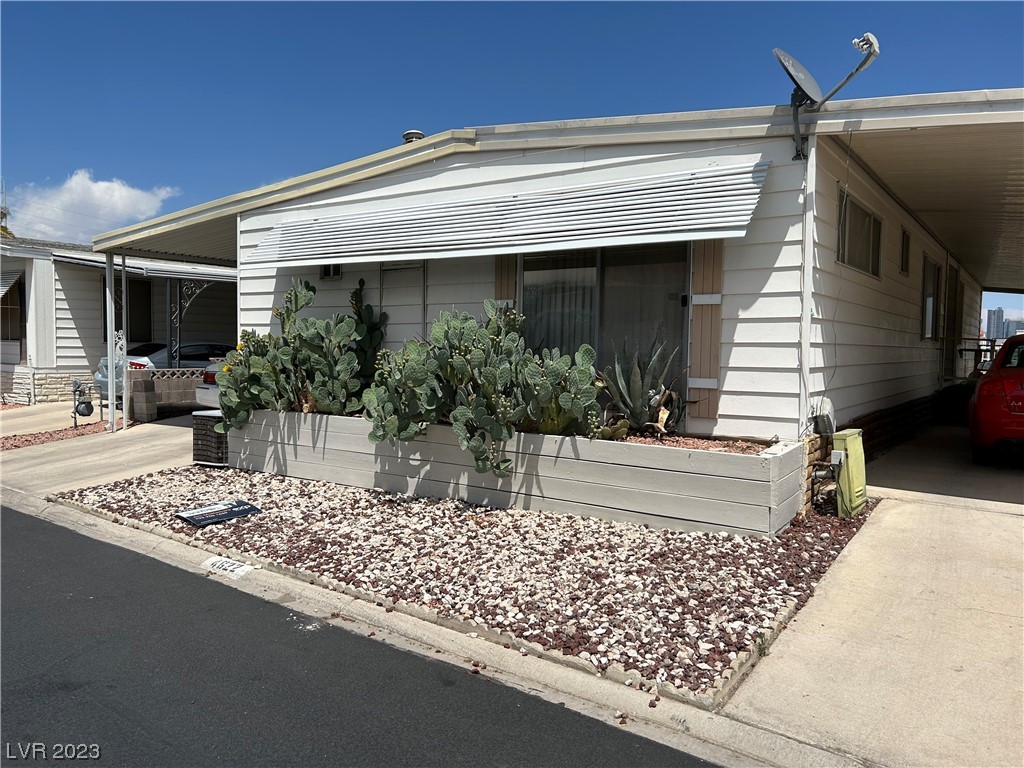 4622 Royal Ridge Way Las Vegas, NV 89103 - Photo 1 of 17 Gallery Image 1
