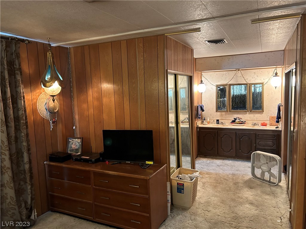 4622 Royal Ridge Way Las Vegas, NV 89103 - Photo 16 of 17 Gallery Image 16