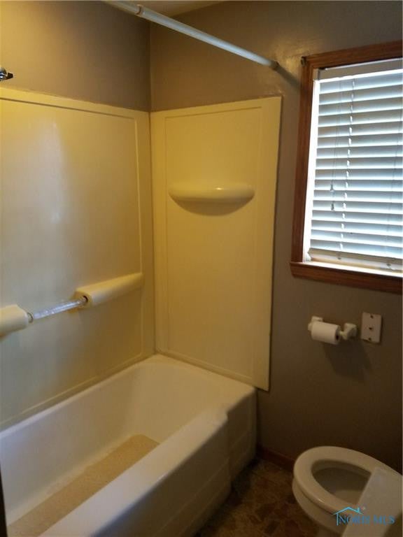 5834 Corduroy Road Oregon, OH 43616 - Photo 15 of 19 Gallery Image 15
