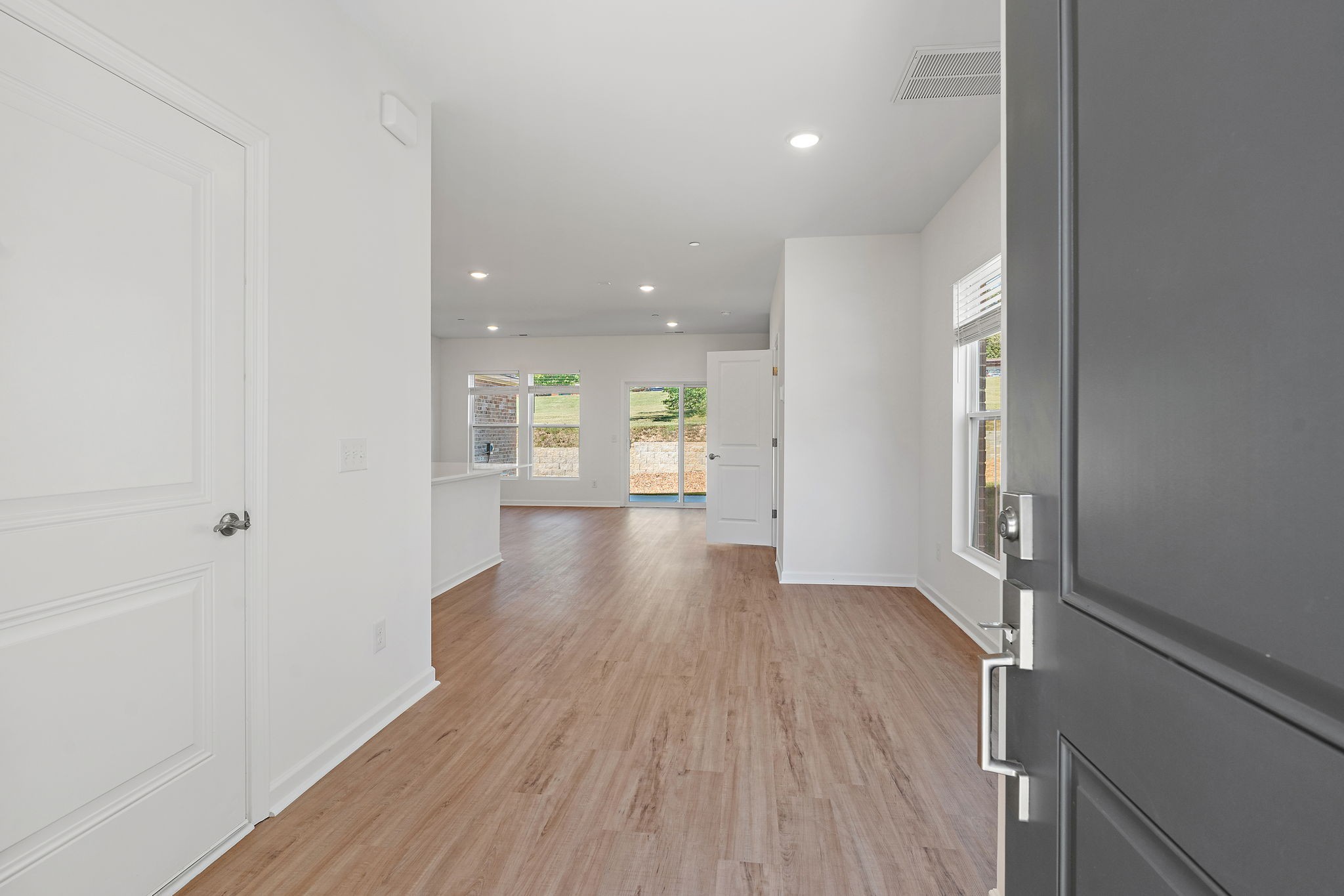 7136 Mapleside Lane Fairview, TN 37062 - Photo 4 of 30