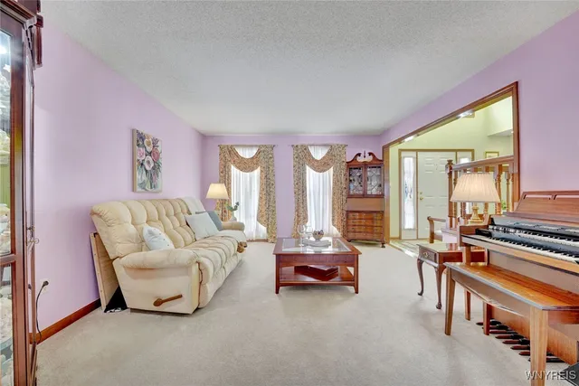 $659,900 | 15 Brentwood Common, Orchard Park, NY 14127