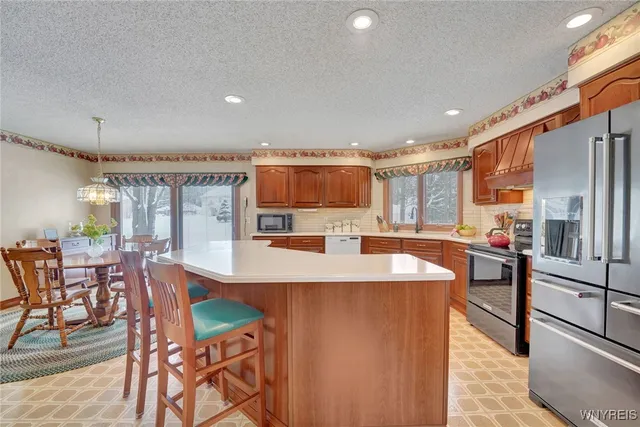 $659,900 | 15 Brentwood Common, Orchard Park, NY 14127