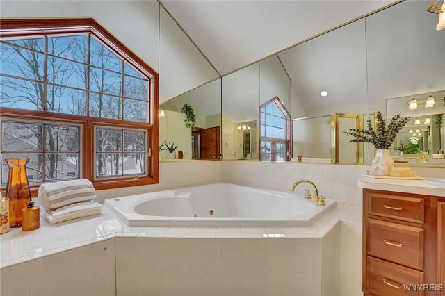 $659,900 | 15 Brentwood Common, Orchard Park, NY 14127