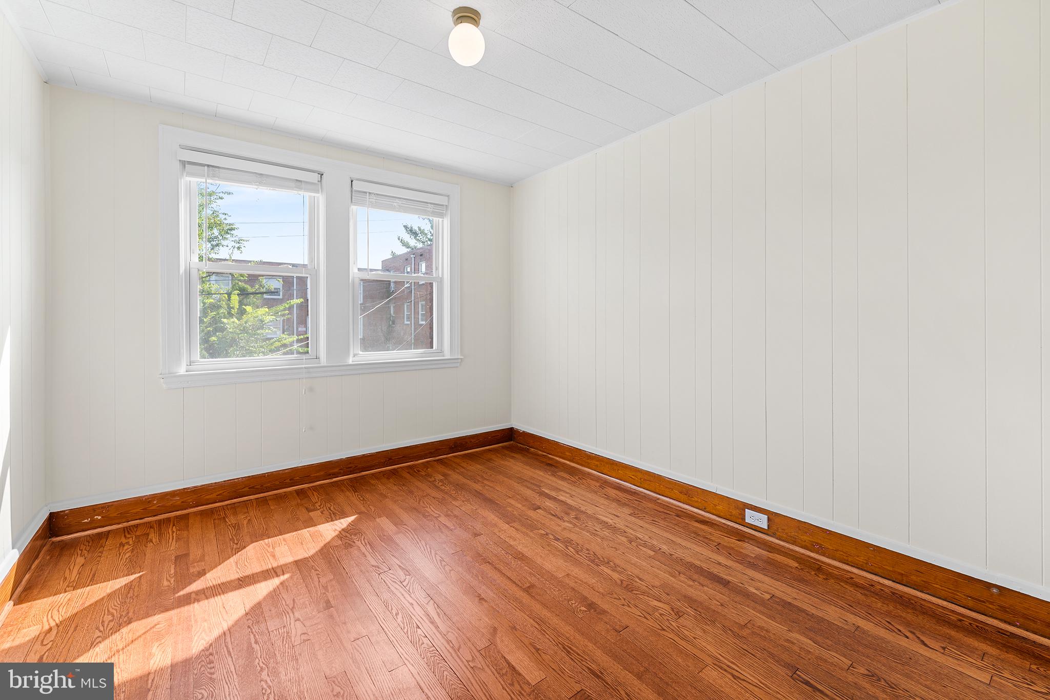 915 Calwell Road Baltimore, MD 21229 - Photo 20 of 26