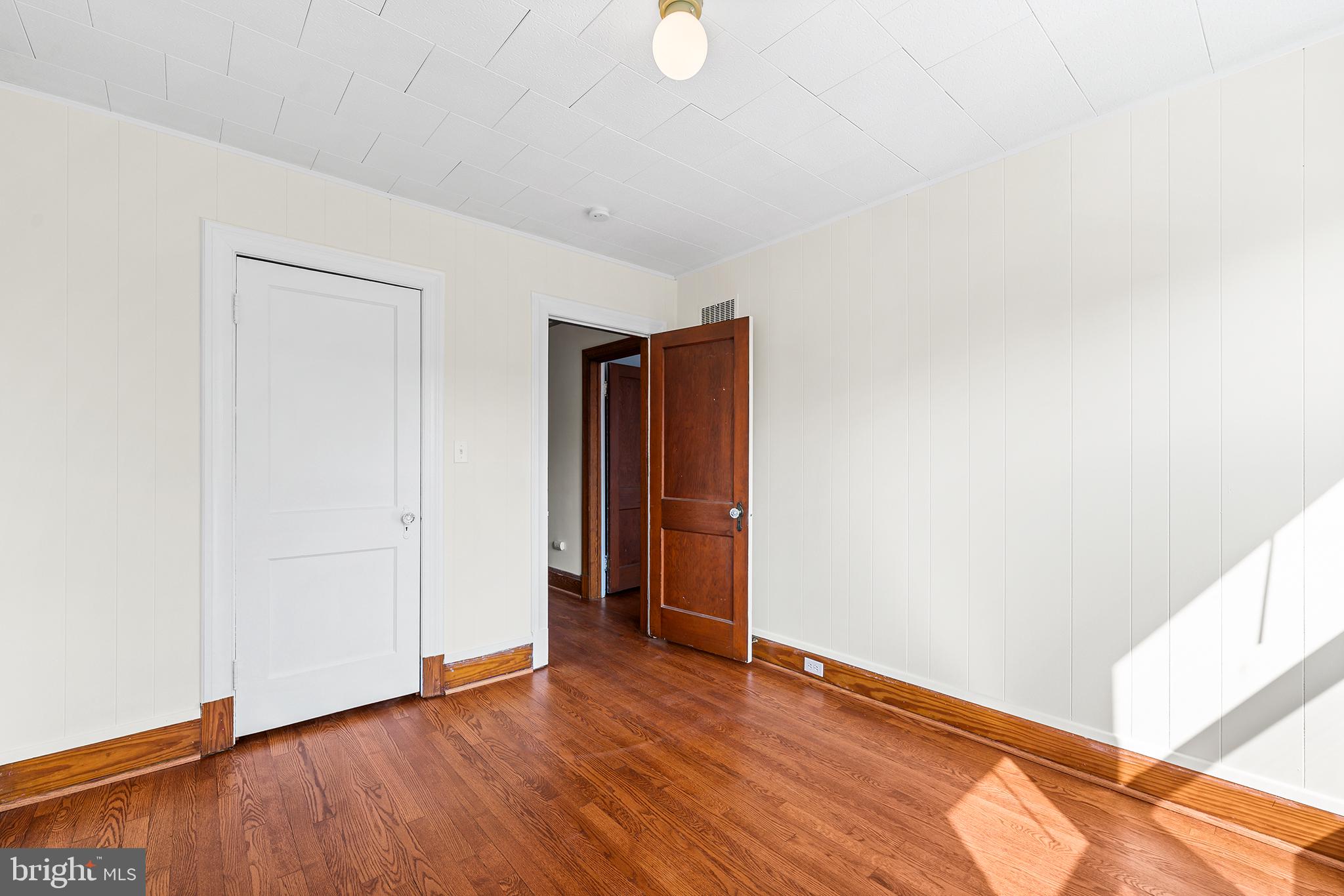 915 Calwell Road Baltimore, MD 21229 - Photo 21 of 26