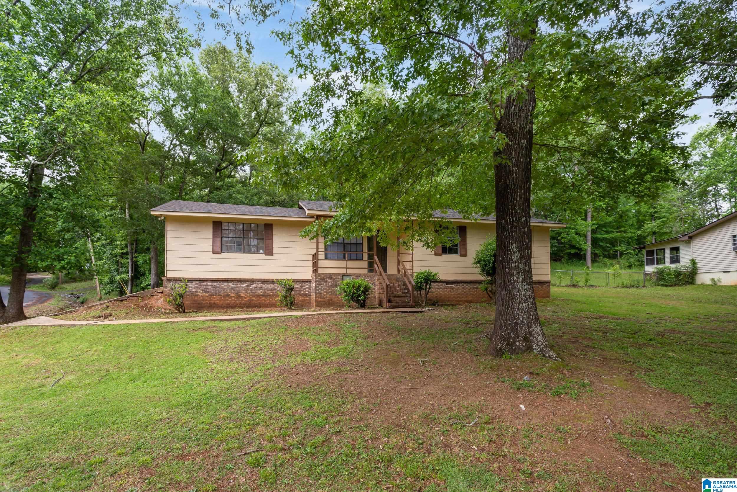 514 West 64th Street Anniston, AL 36206 - Photo 1 of 33