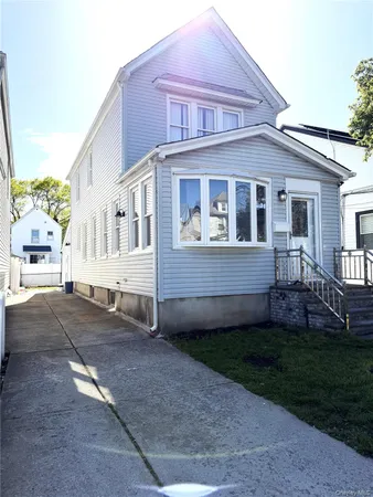 $899,000 | 90-10 214th Street | Queens Village