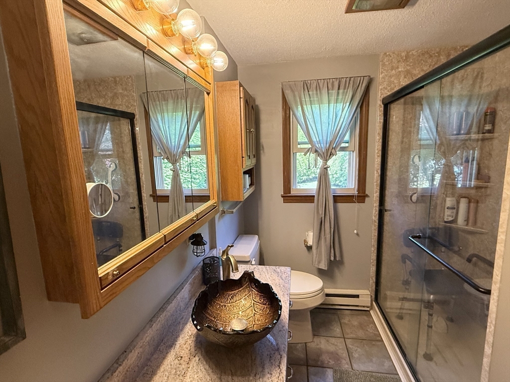 4 Mayfield Road Auburn, MA 01501 - Photo 20 of 34 Gallery Image 20