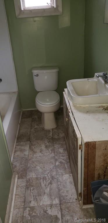402 Queens Road Gastonia, NC 28052 - Photo 11 of 23