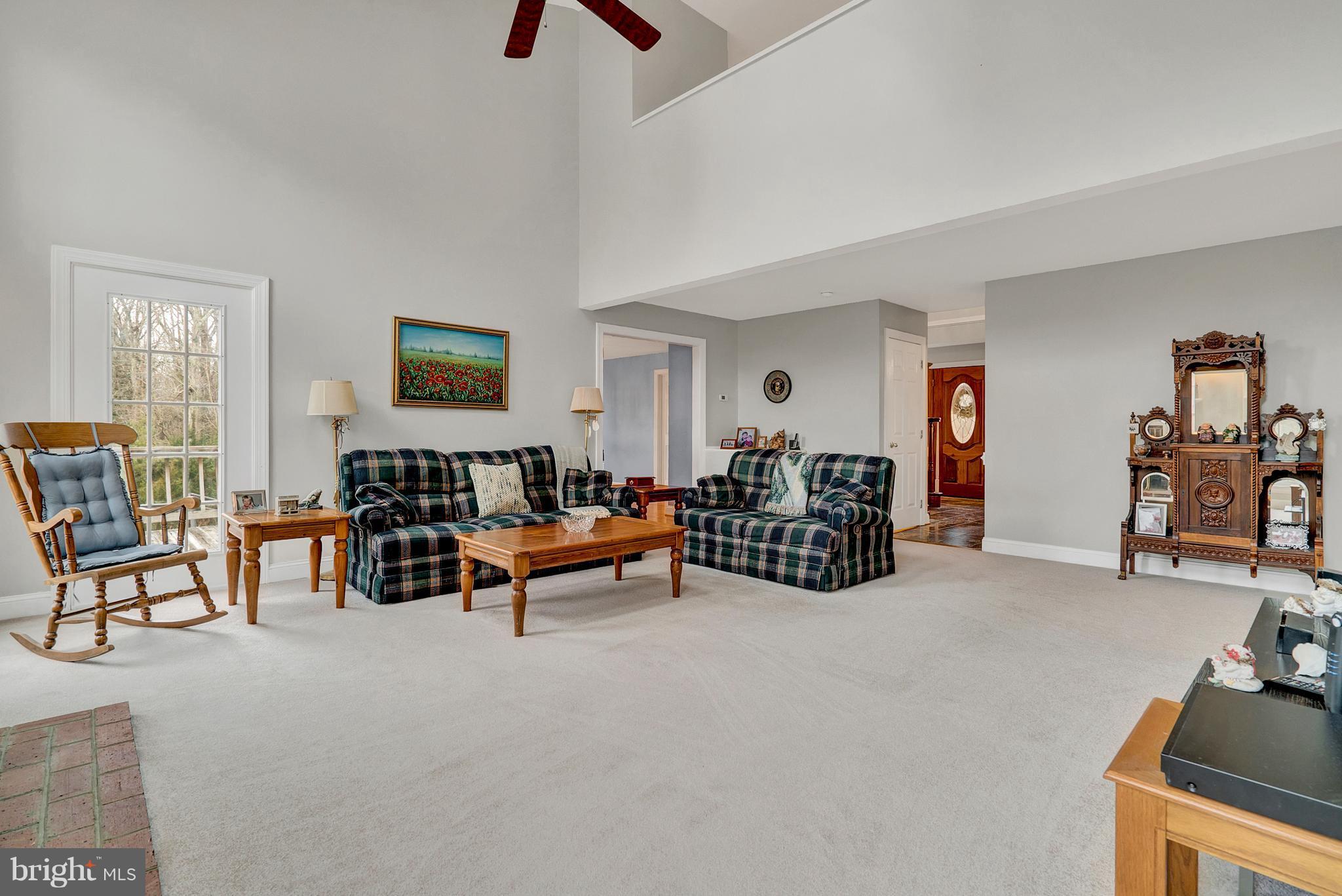 6231 Balls Mill Road Midland, VA 22728 - Photo 11 of 30 Family Room